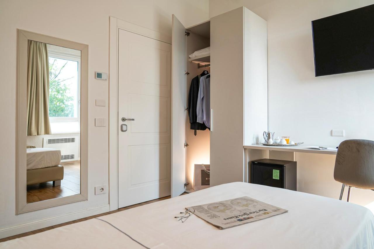 Villa Tosati Monza Extérieur photo
