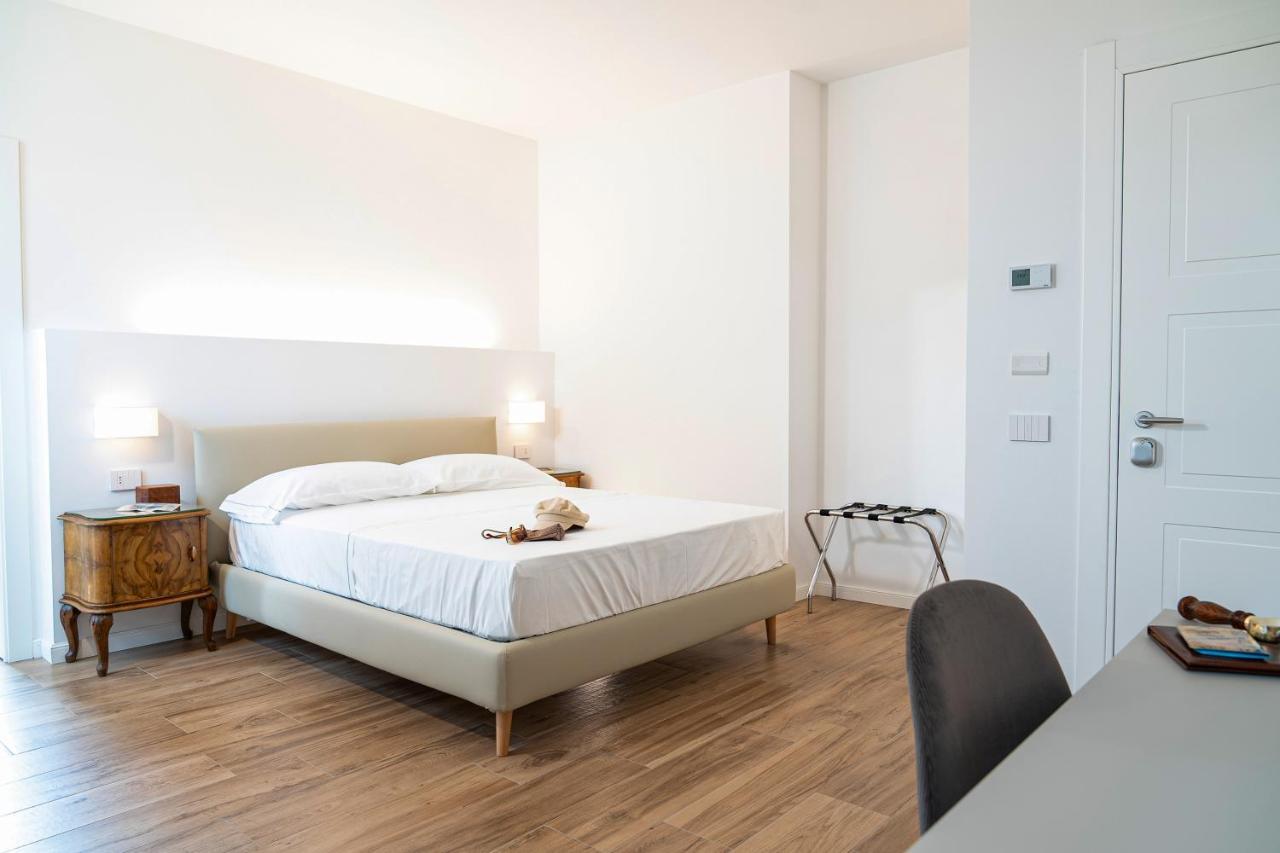 Villa Tosati Monza Extérieur photo
